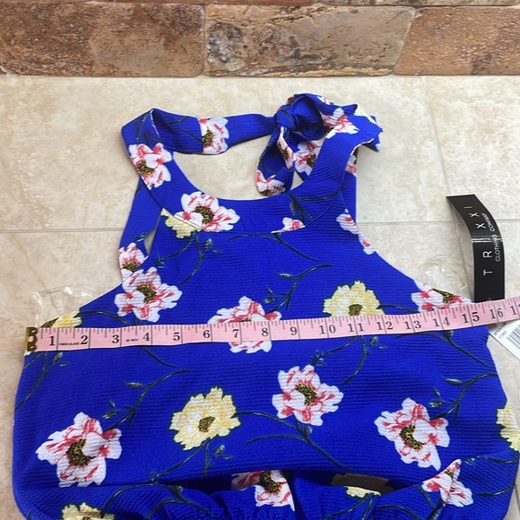Trixxi Women’s Romper Floral Sleeveless Halter Neckline Short Tie Blue Size S - Picture 8 of 13
